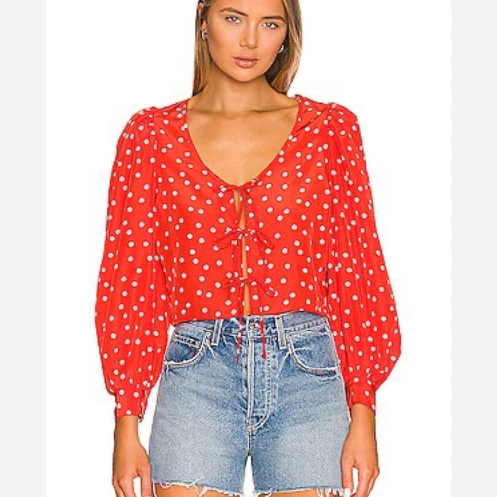 LEVI’S Fawn Tie Blouse in Daisy Foulard Enamel red long sleeve size M